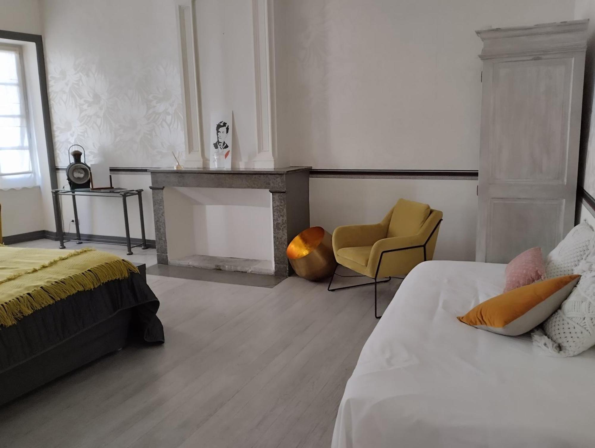Le Patio Otel Grignan Dış mekan fotoğraf
