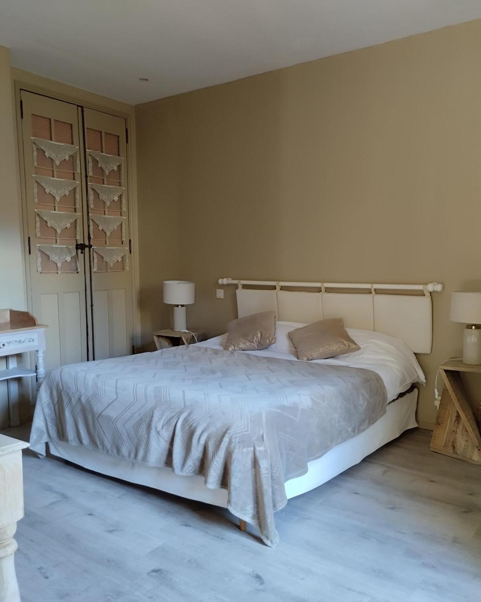 Le Patio Otel Grignan Dış mekan fotoğraf