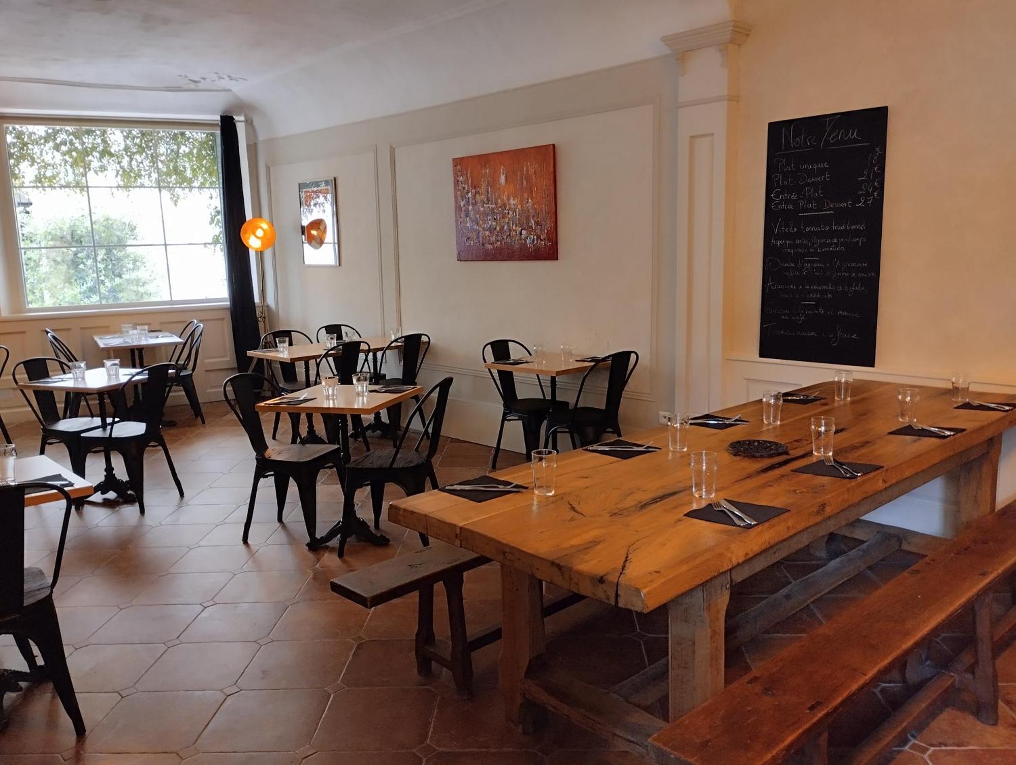Le Patio Otel Grignan Dış mekan fotoğraf