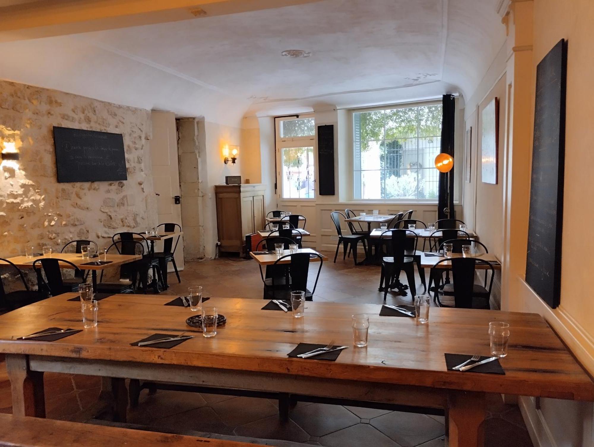 Le Patio Otel Grignan Dış mekan fotoğraf
